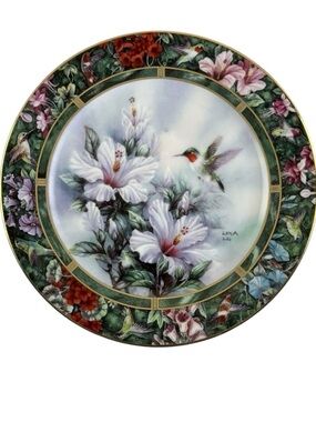 Lena Liu Hummingbird Floral Decorative Plate - White & Green